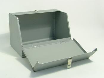 钢制工具箱450×290×290毫米磷化